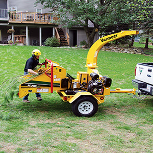 Vermeer Wood Chipper BC700 XL - Three Rivers, MI - Grand Rental