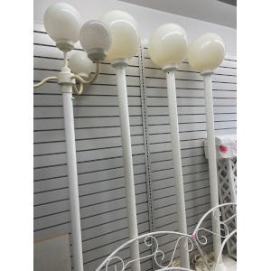 Globe Lights in with Pole & Base